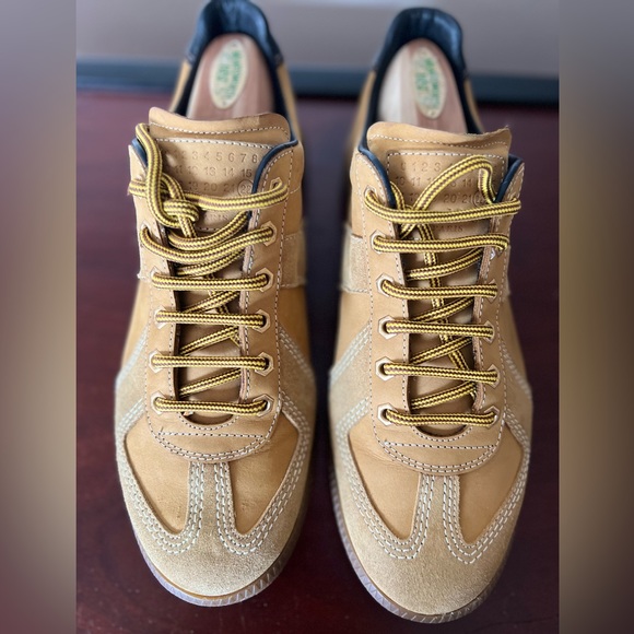 Maison Margiella France -- SNEAKERS size US9.0 - Picture 1 of 10